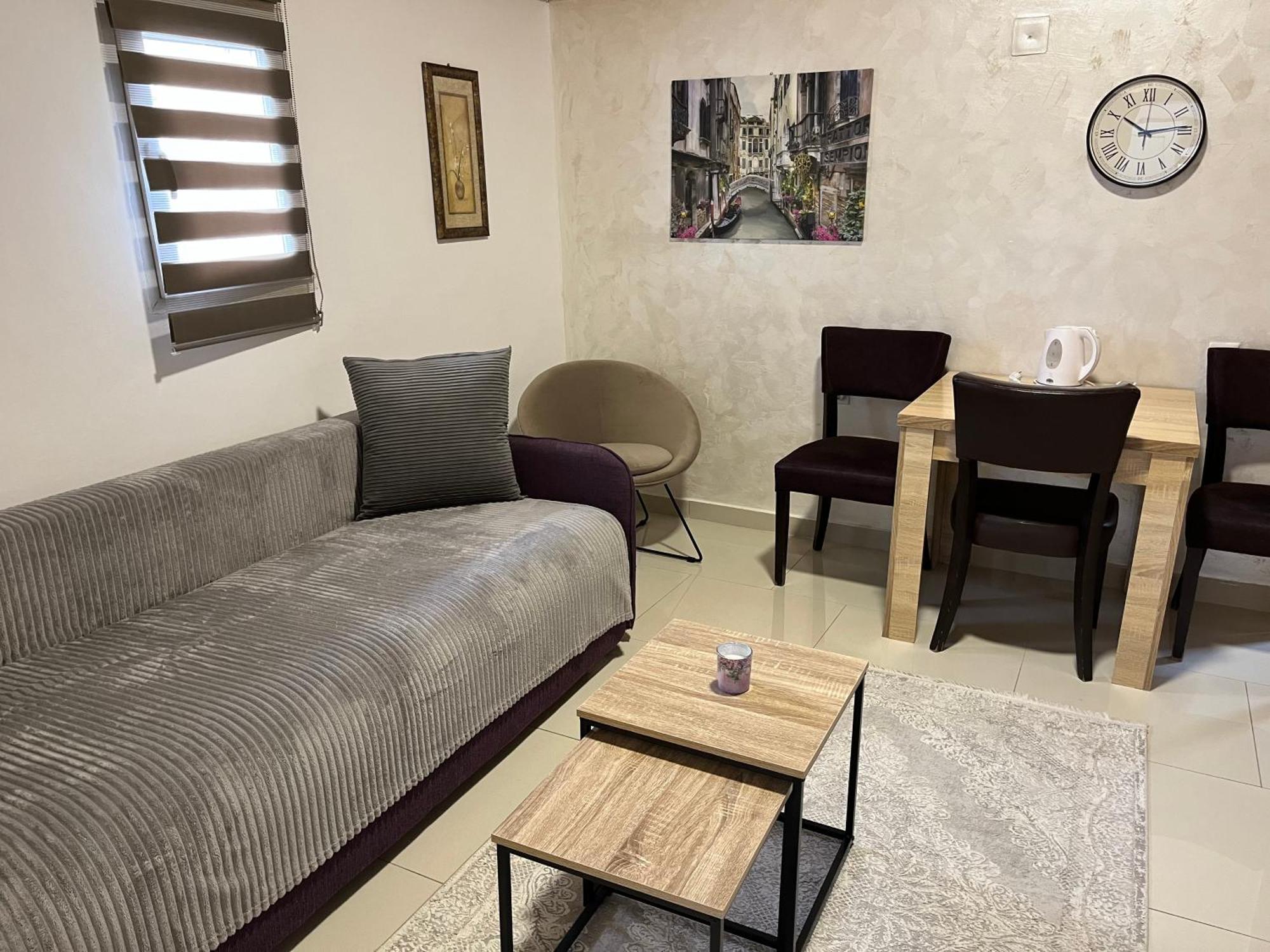 Apartment Helena Airport Podgorica Exterior photo